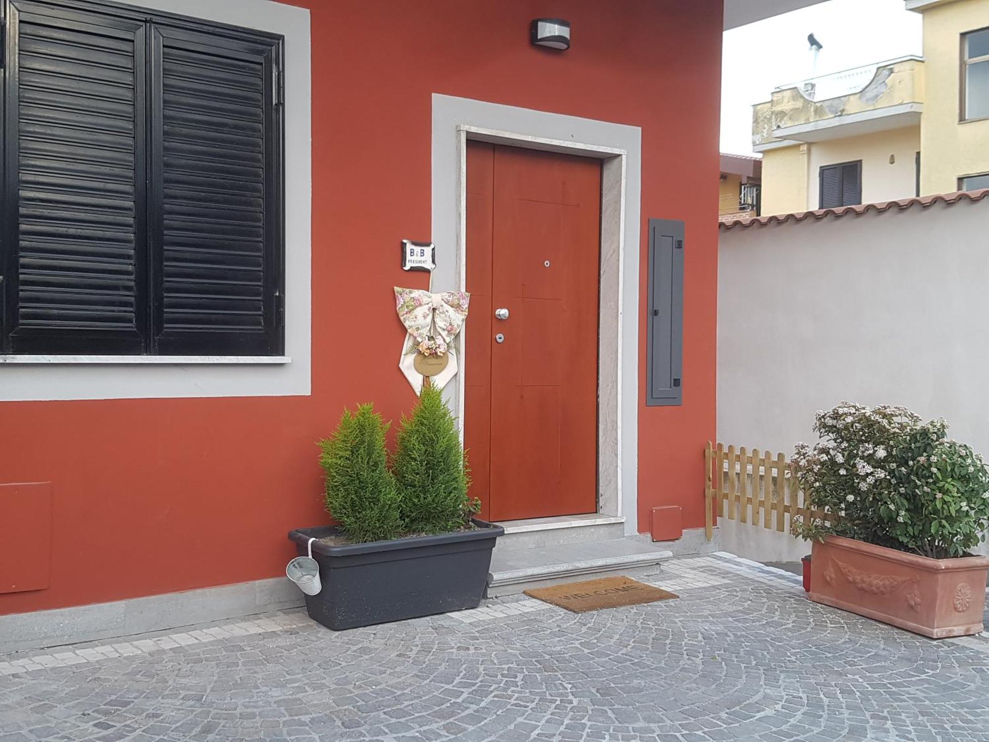 B&B President Sant'Egidio del Monte Albino Eksteriør bilde
